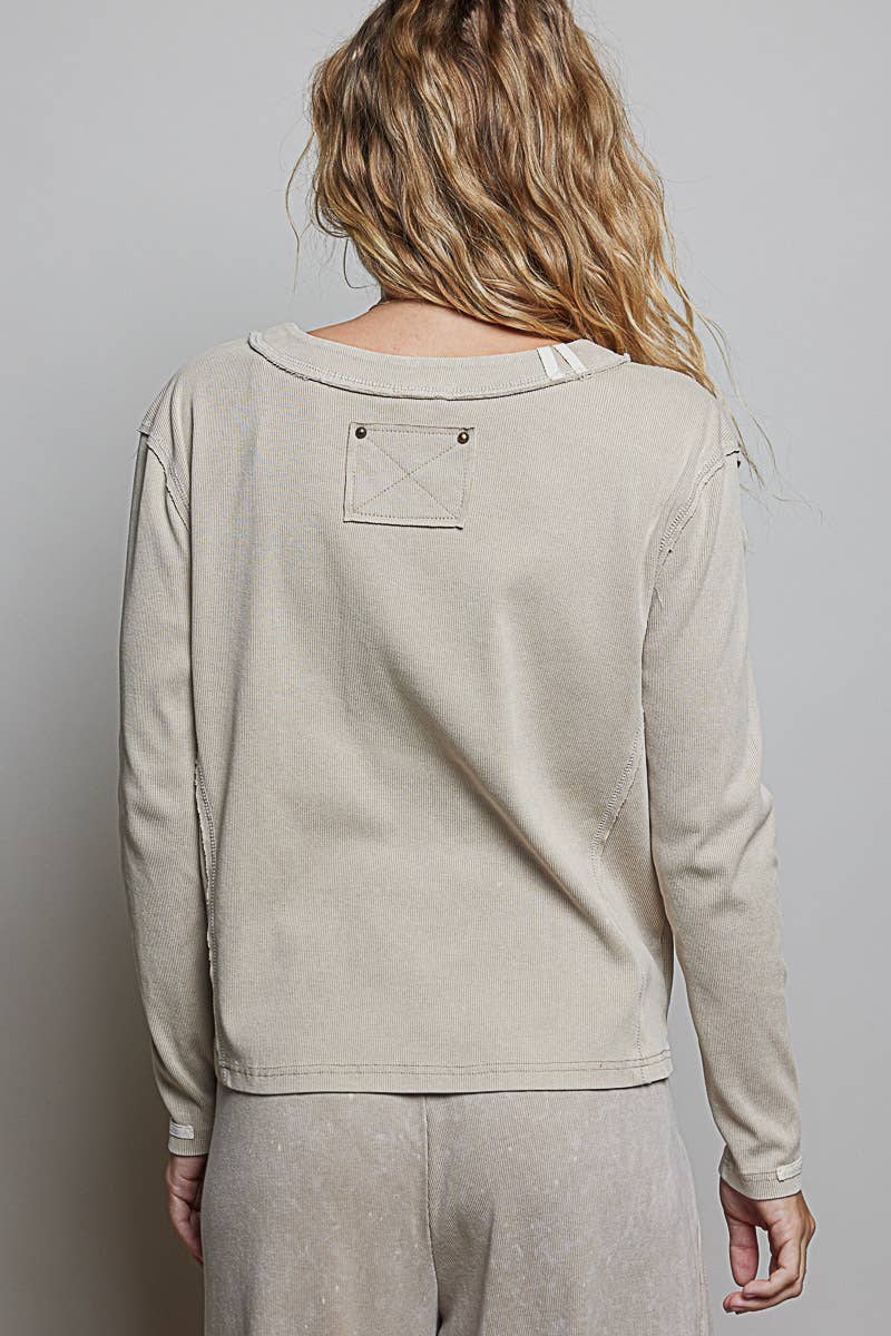 Vintage Washing Contrast Front Pockets Ribbed Knit Top