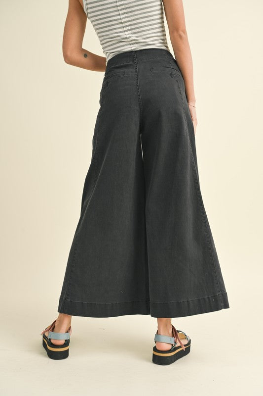 Stretched Cotton Super Wide Leg Pants- Black