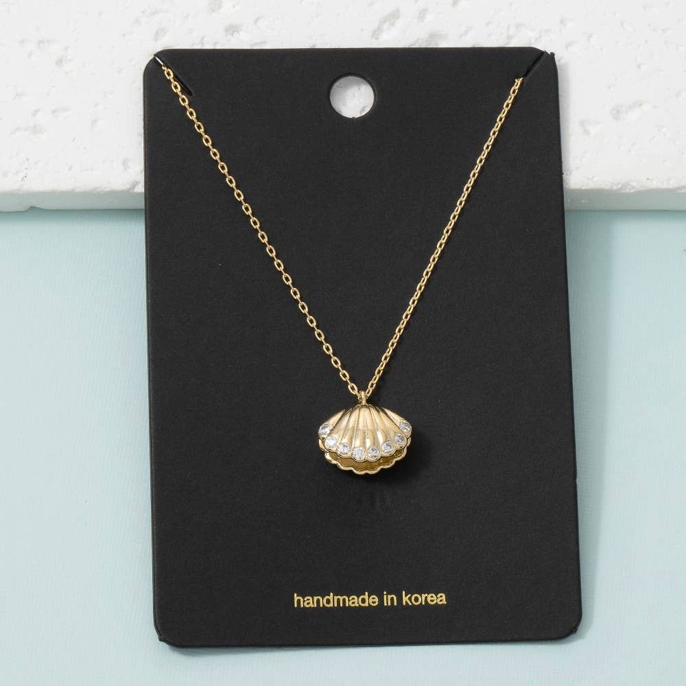 Gold Cz-Trimmed Scallop Shell Pendant Necklace