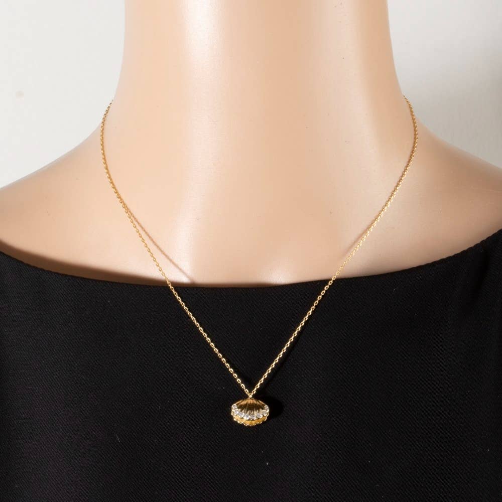 Gold Cz-Trimmed Scallop Shell Pendant Necklace