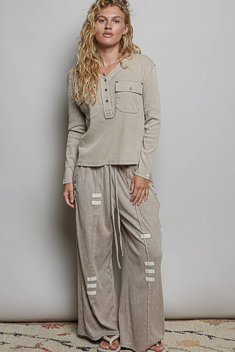 Vintage Washing Contrast Front Pockets Ribbed Knit Top