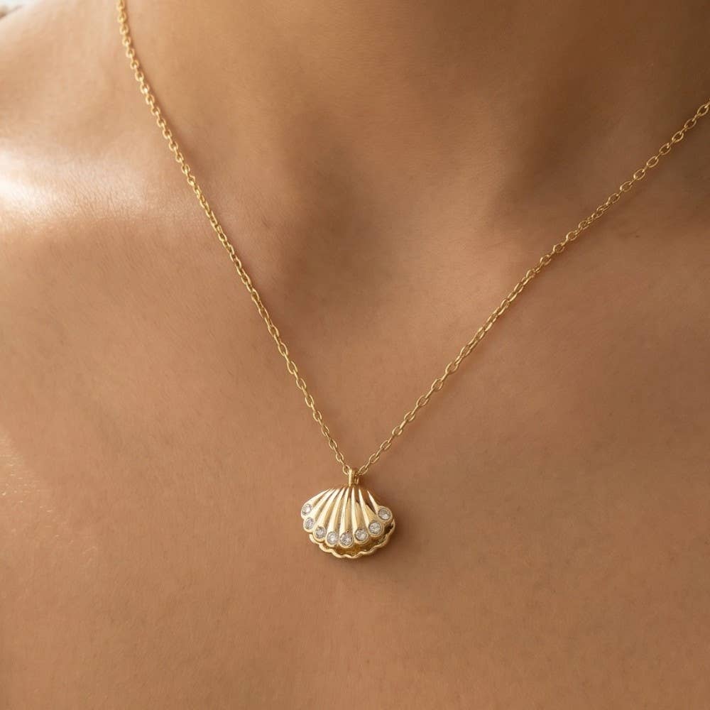 Gold Cz-Trimmed Scallop Shell Pendant Necklace